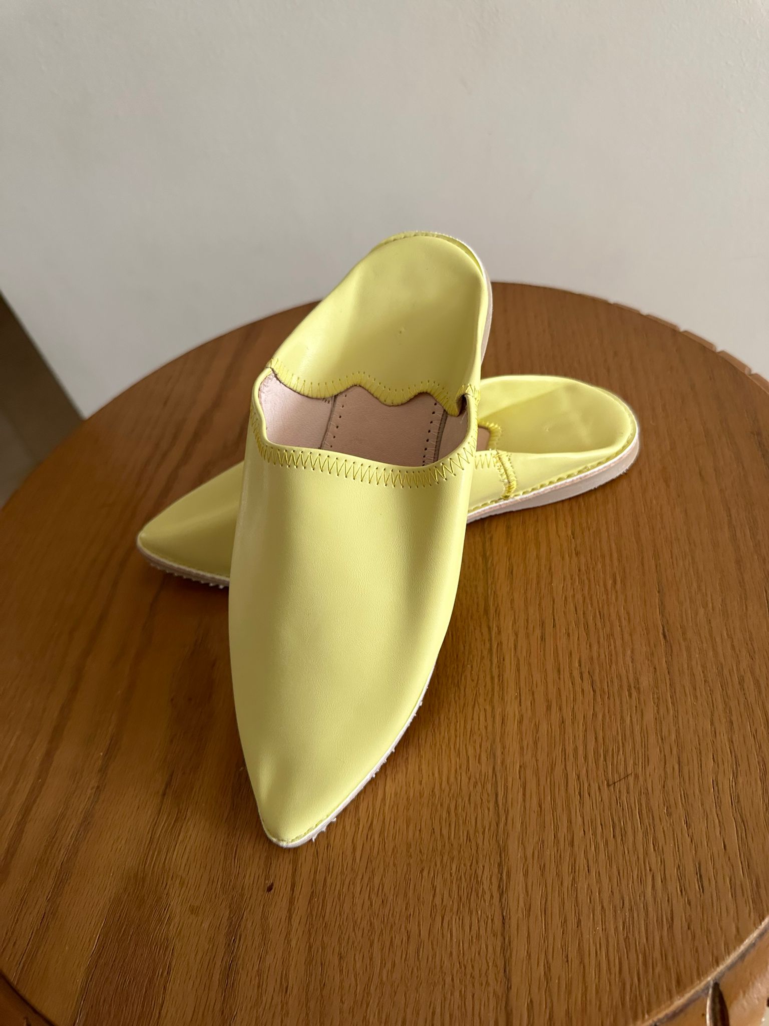 SHERBYL JAUNE - Kan Ya Makan