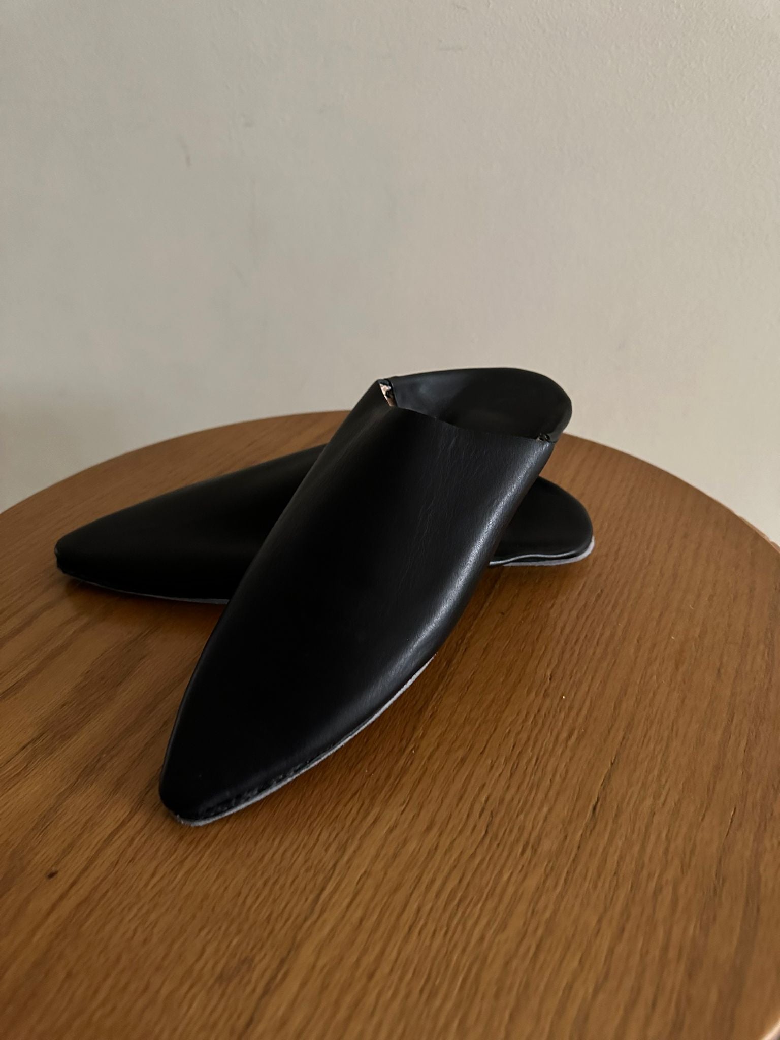 SHERBYL - NOIR - Kan Ya Makan