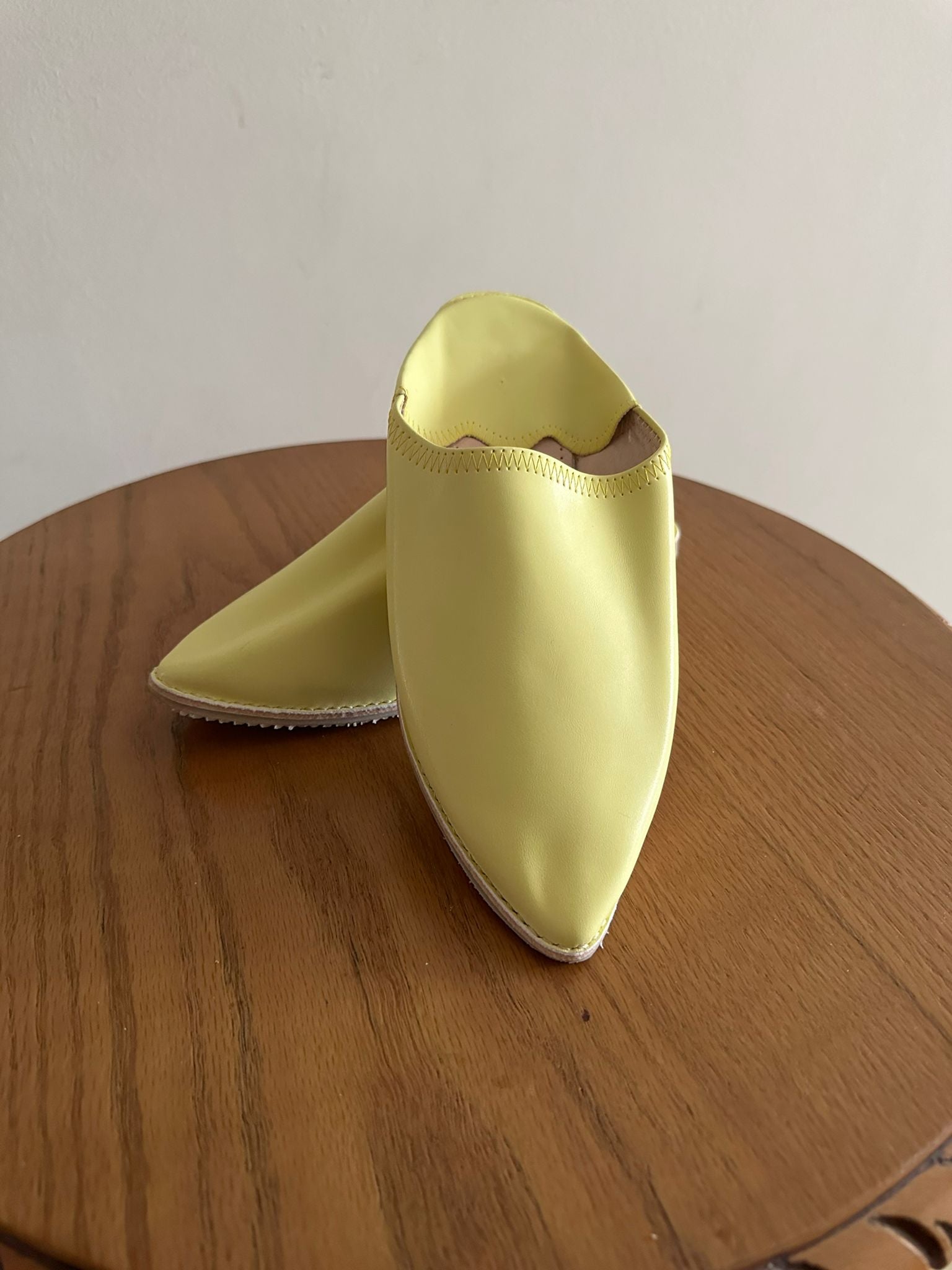 SHERBYL JAUNE - Kan Ya Makan