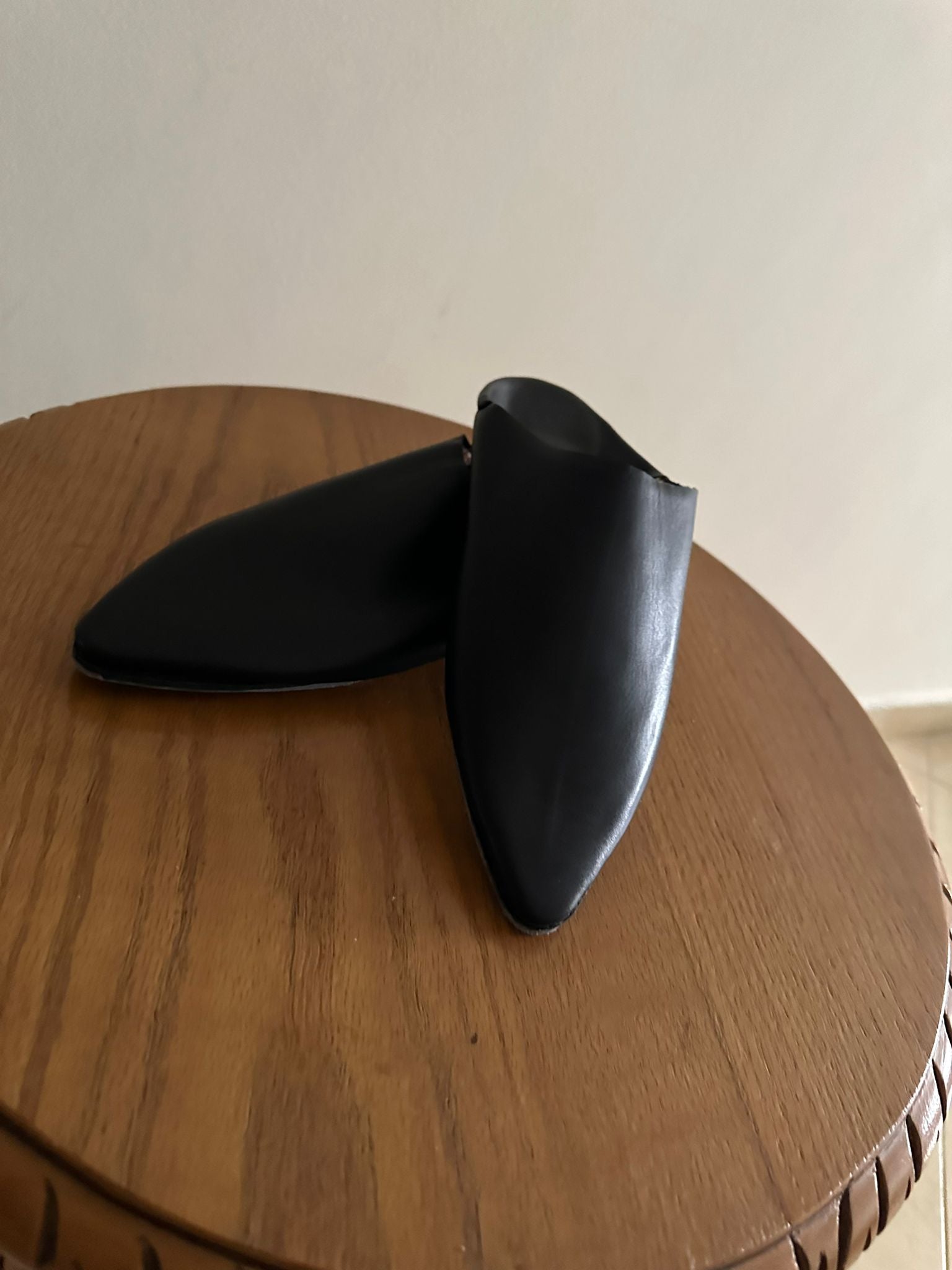 SHERBYL - NOIR - Kan Ya Makan