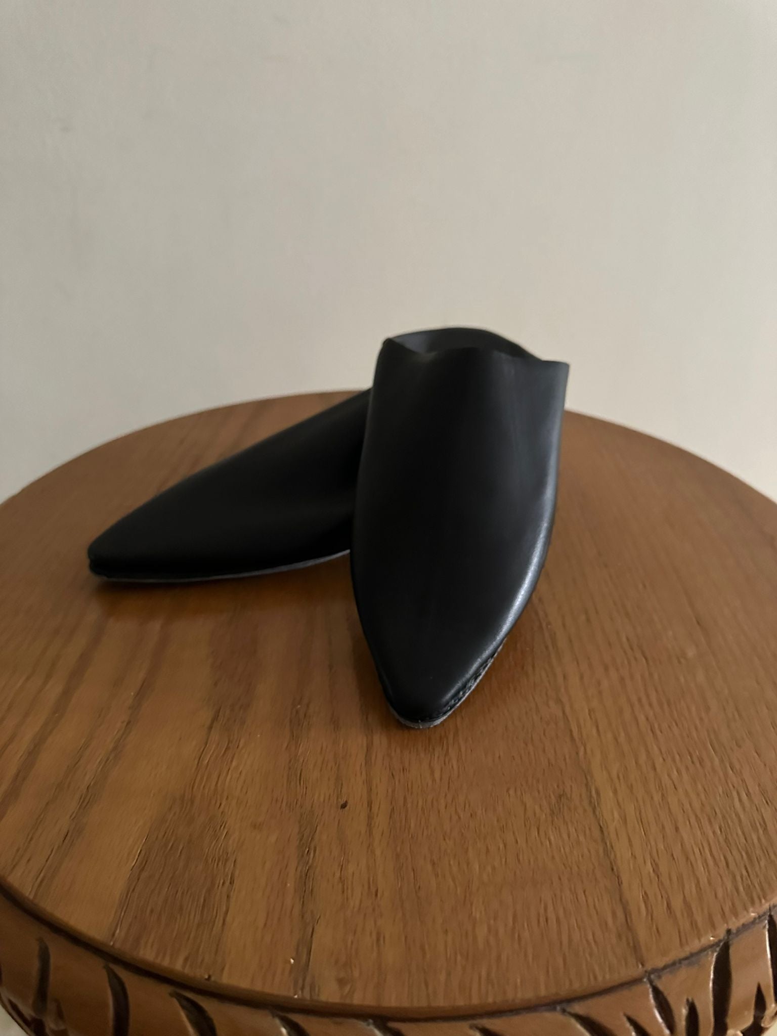 SHERBYL - NOIR - Kan Ya Makan